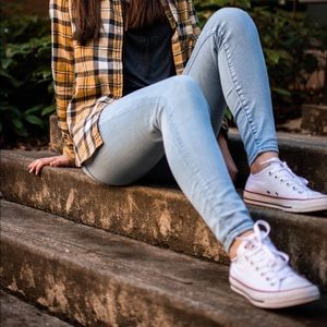 American Eagle Light Wash Jeggings